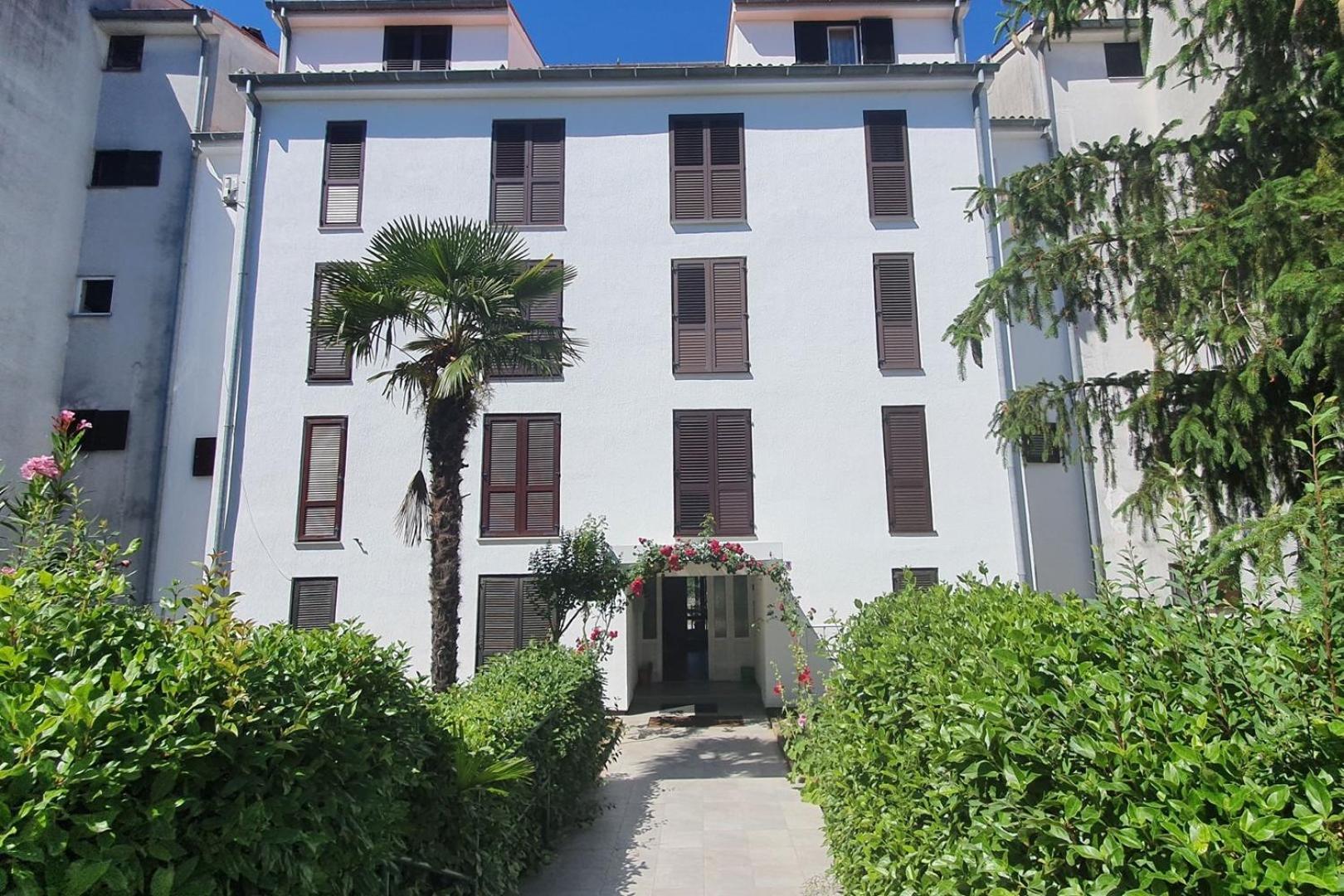 Studio Apartment Ljubica For 2 Persons 150M From The Beach Porec Exterior photo